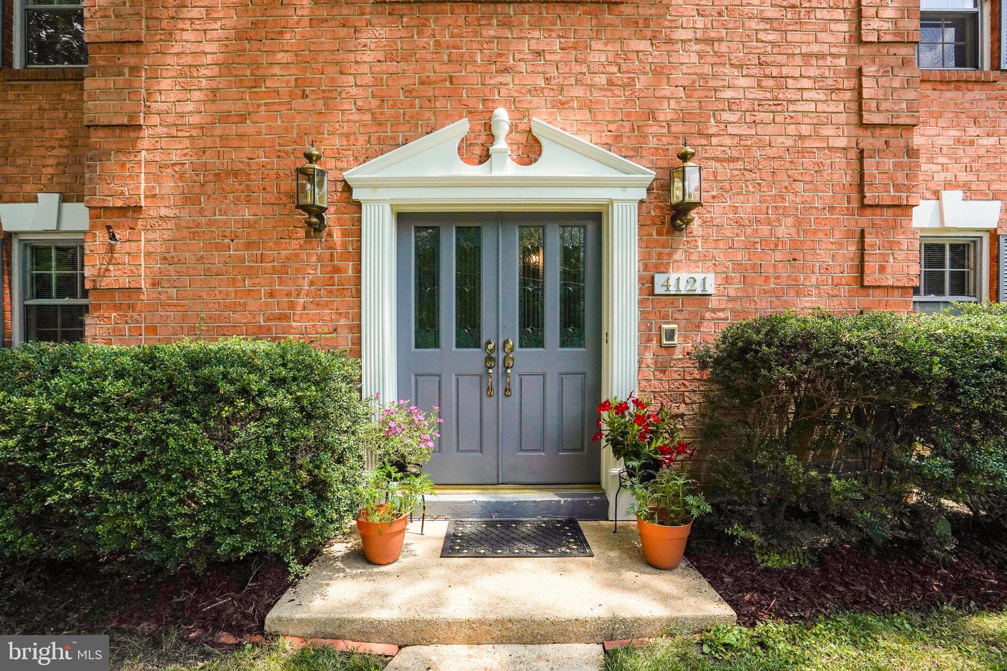 4121 SLEEPY HOLLOW ROAD