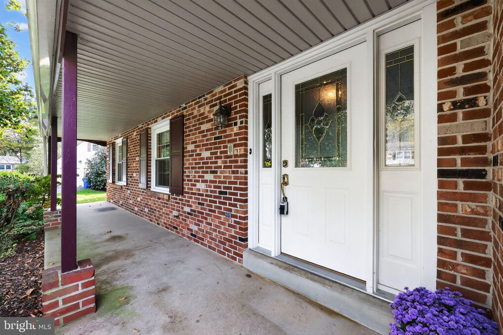 Photo of 21 Berkshire Drive, WALLINGFORD, PA 19086 (MLS # PADE2099366)