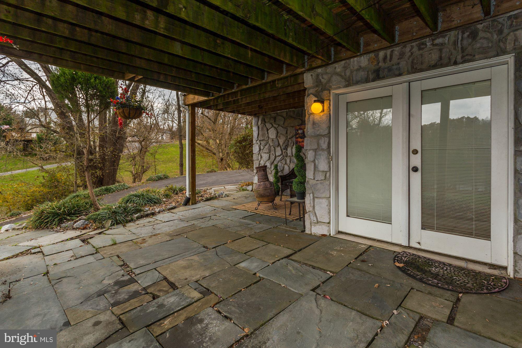 AVON BEND - Residential