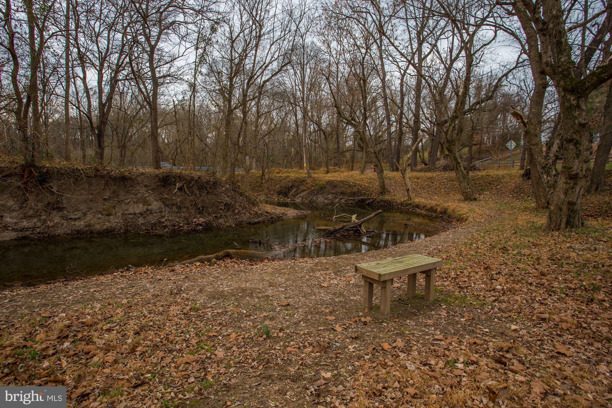 AVON BEND - Residential