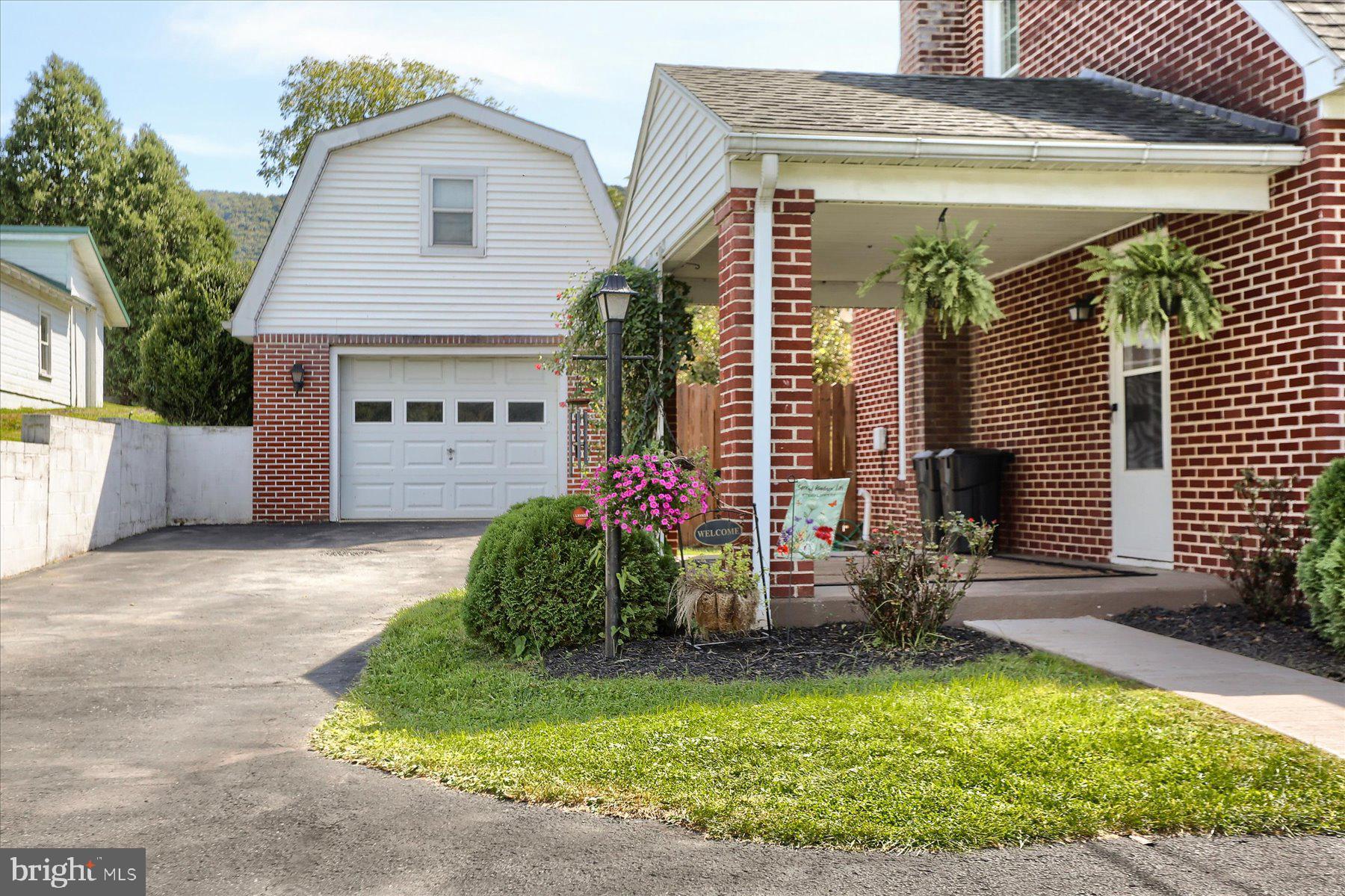 2150 BACK MAITLAND ROAD