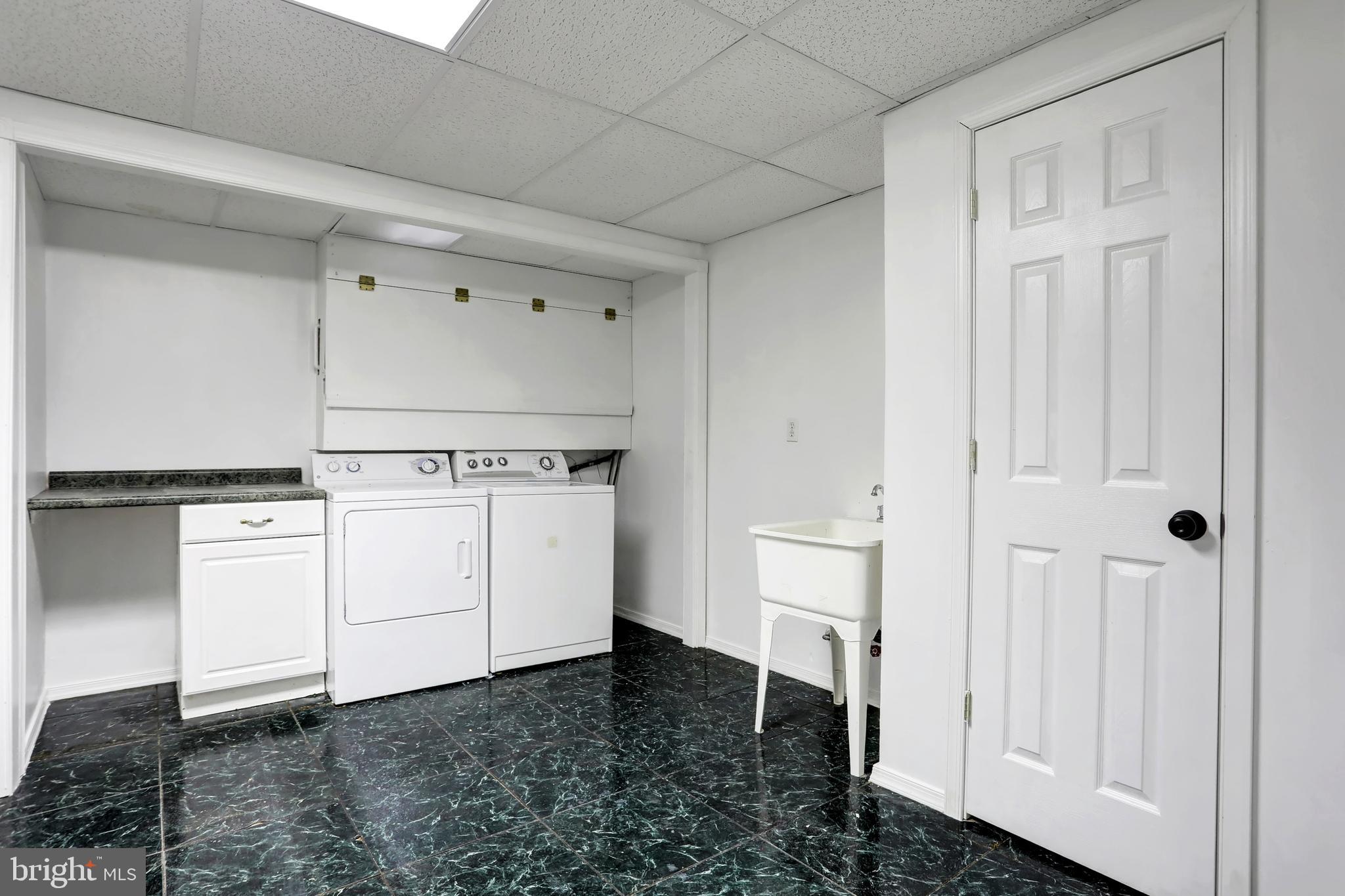 VALLEYWOOD AT FIVE FARMS - Residential