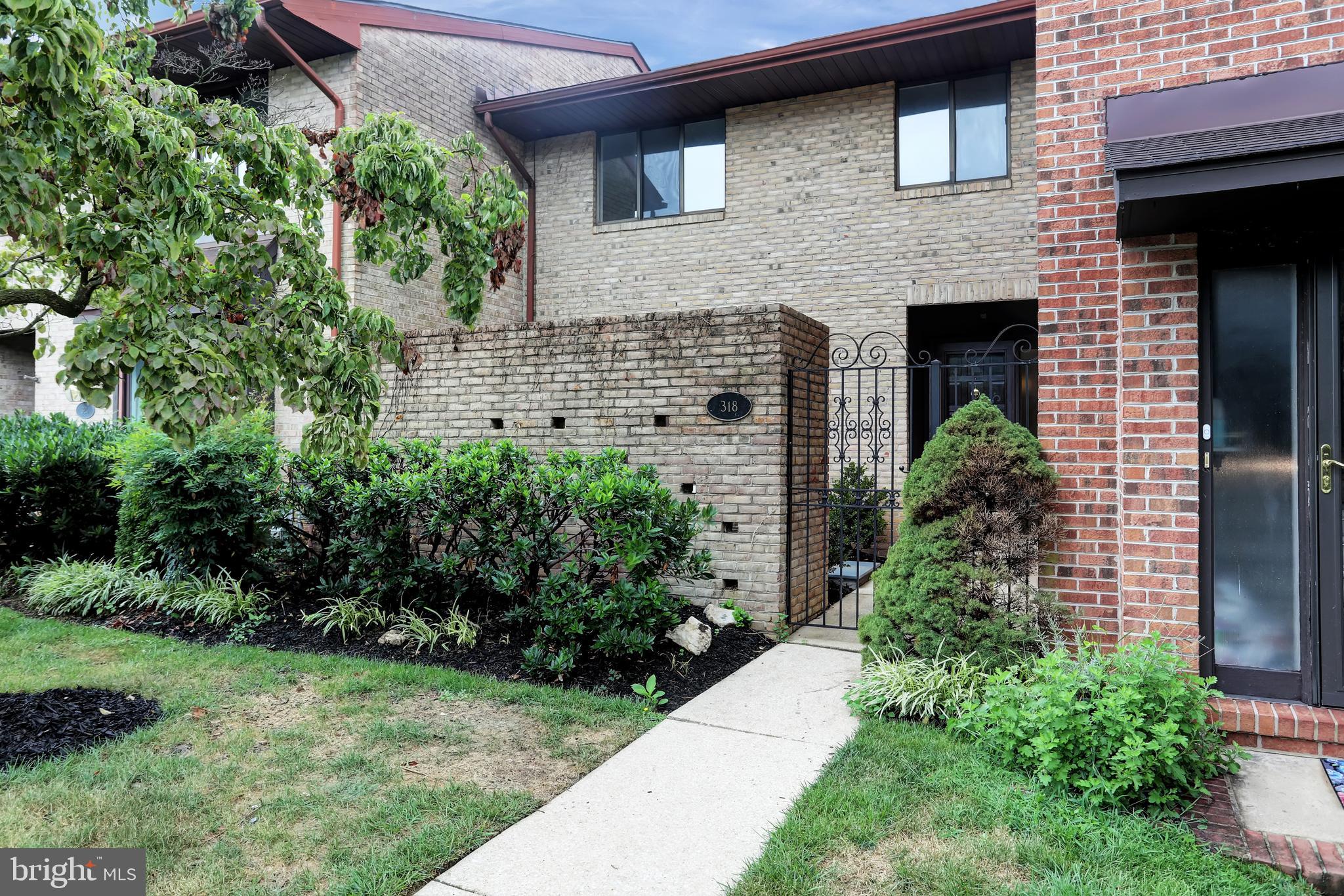 VALLEYWOOD AT FIVE FARMS - Residential