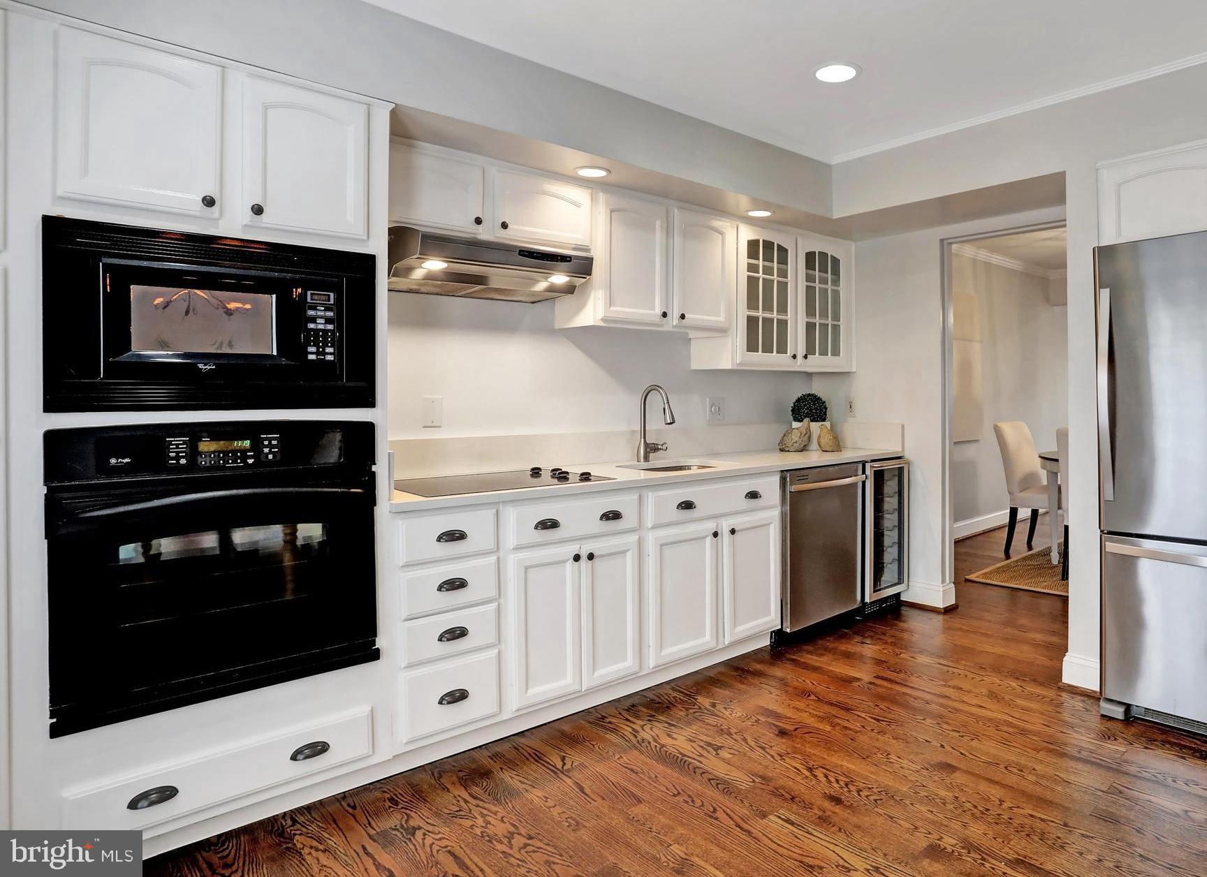 VALLEYWOOD AT FIVE FARMS - Residential