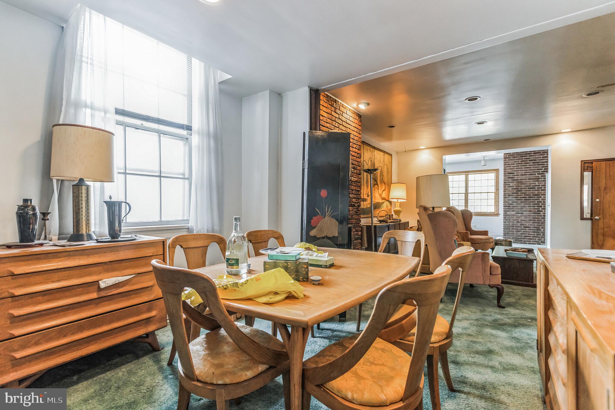 SOCIETY HILL - Residential