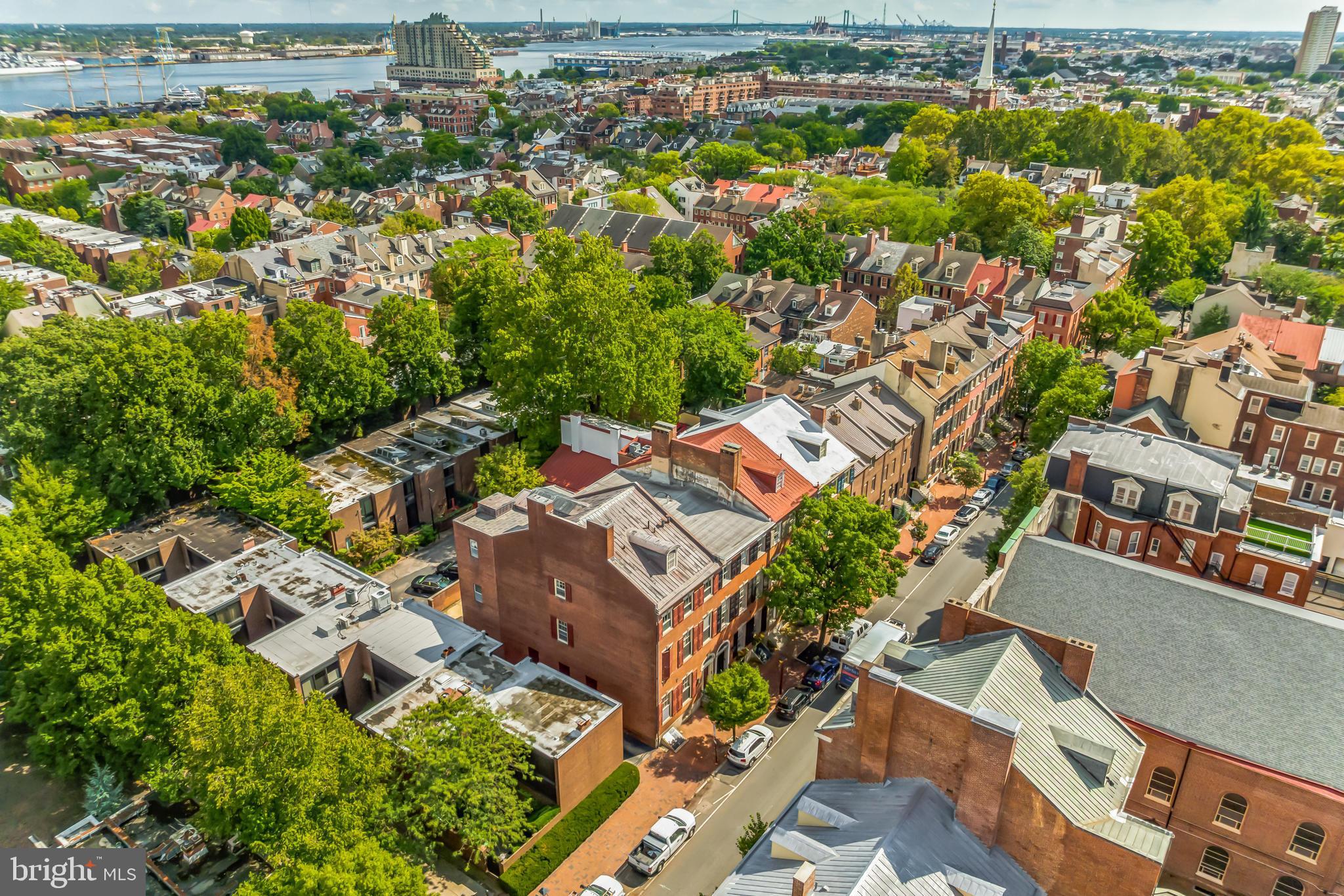 SOCIETY HILL - Residential