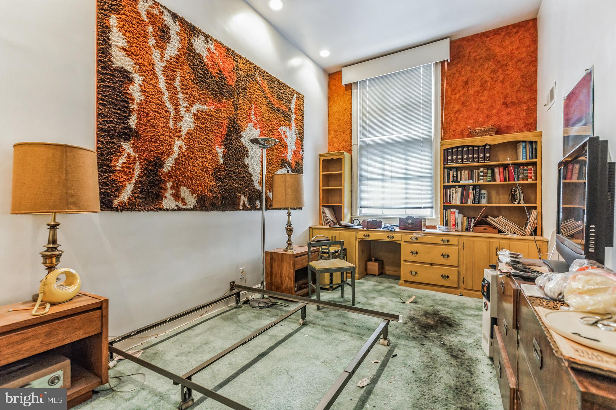 SOCIETY HILL - Residential