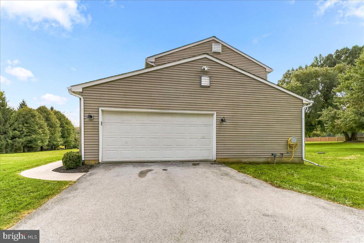 359 WOODCREST ROAD