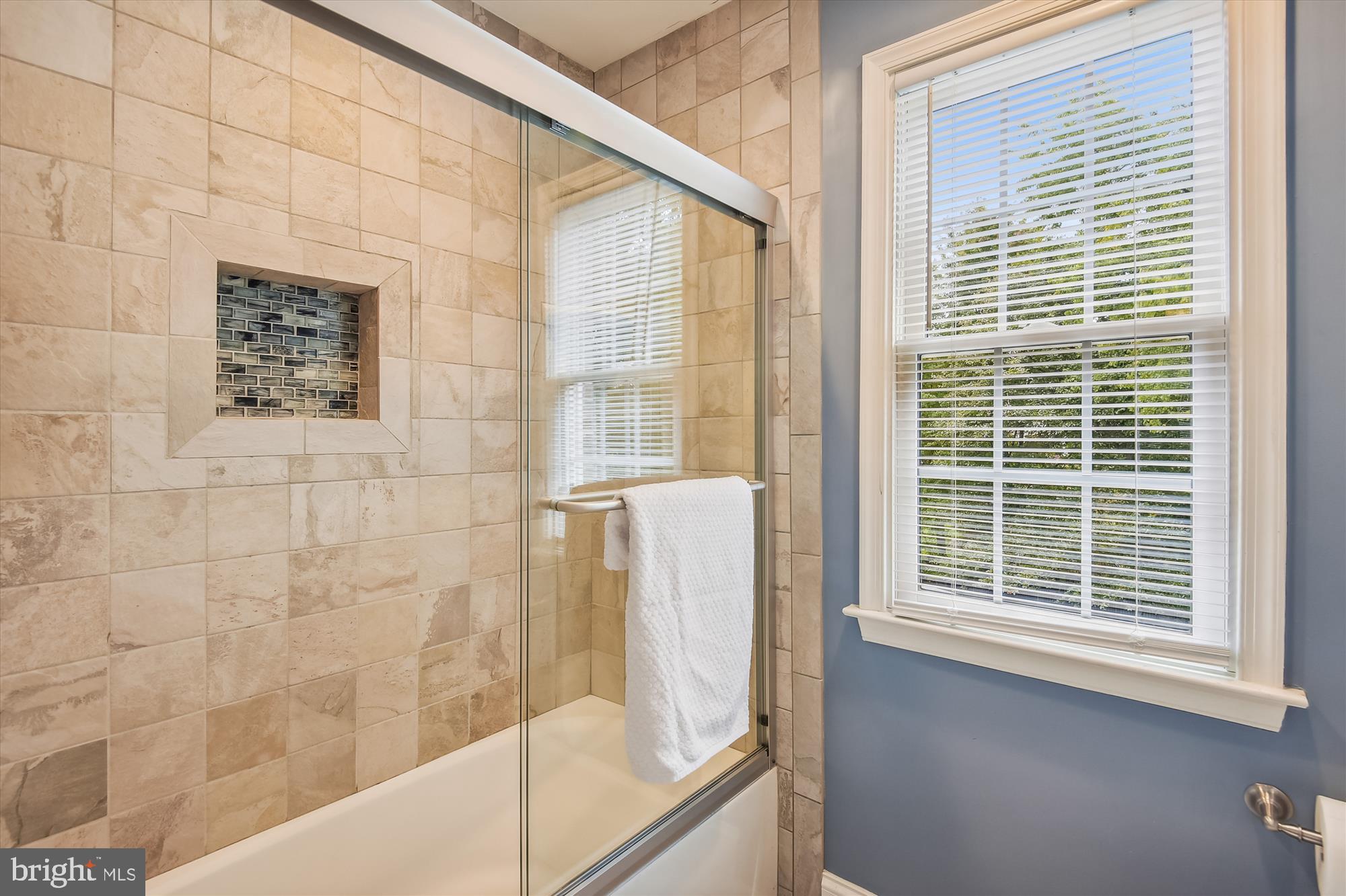 OAK HILL ESTATES - Residential