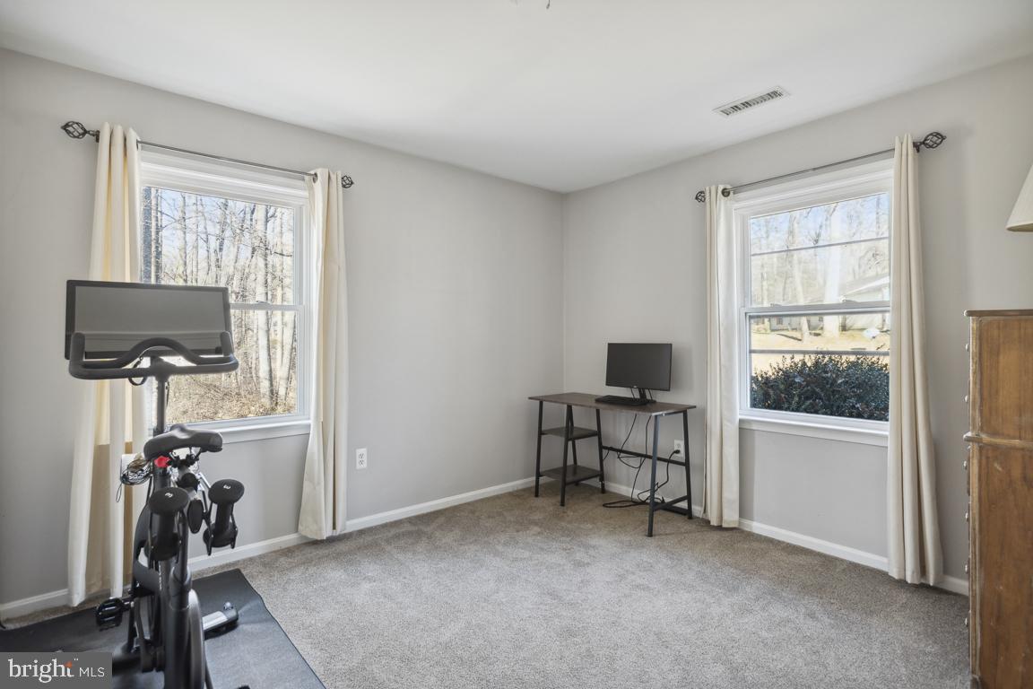 WARRENTON VILLAGE - Residential