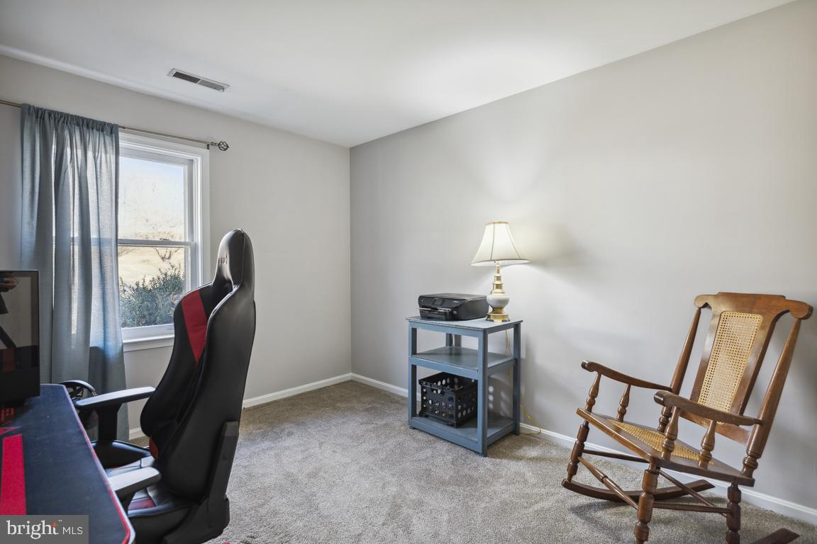 WARRENTON VILLAGE - Residential