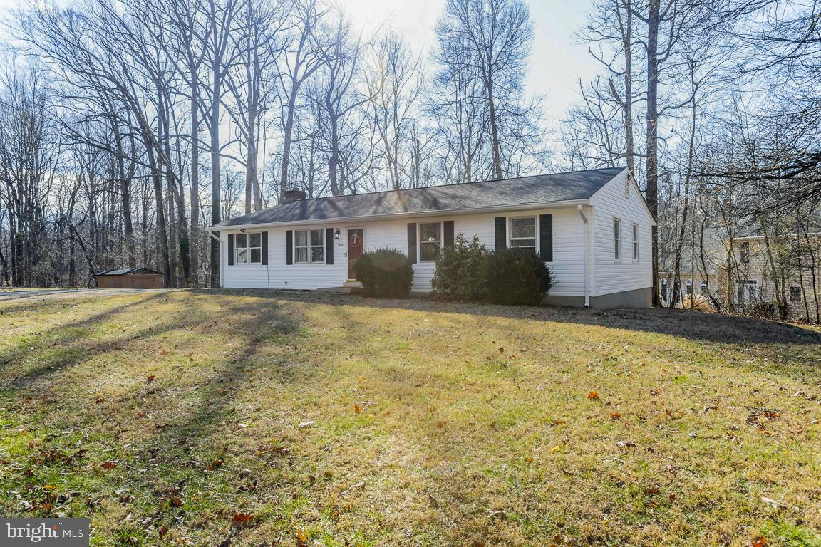 WARRENTON VILLAGE - Residential