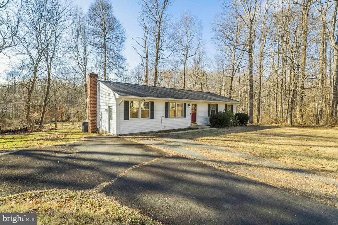 WARRENTON VILLAGE - Residential