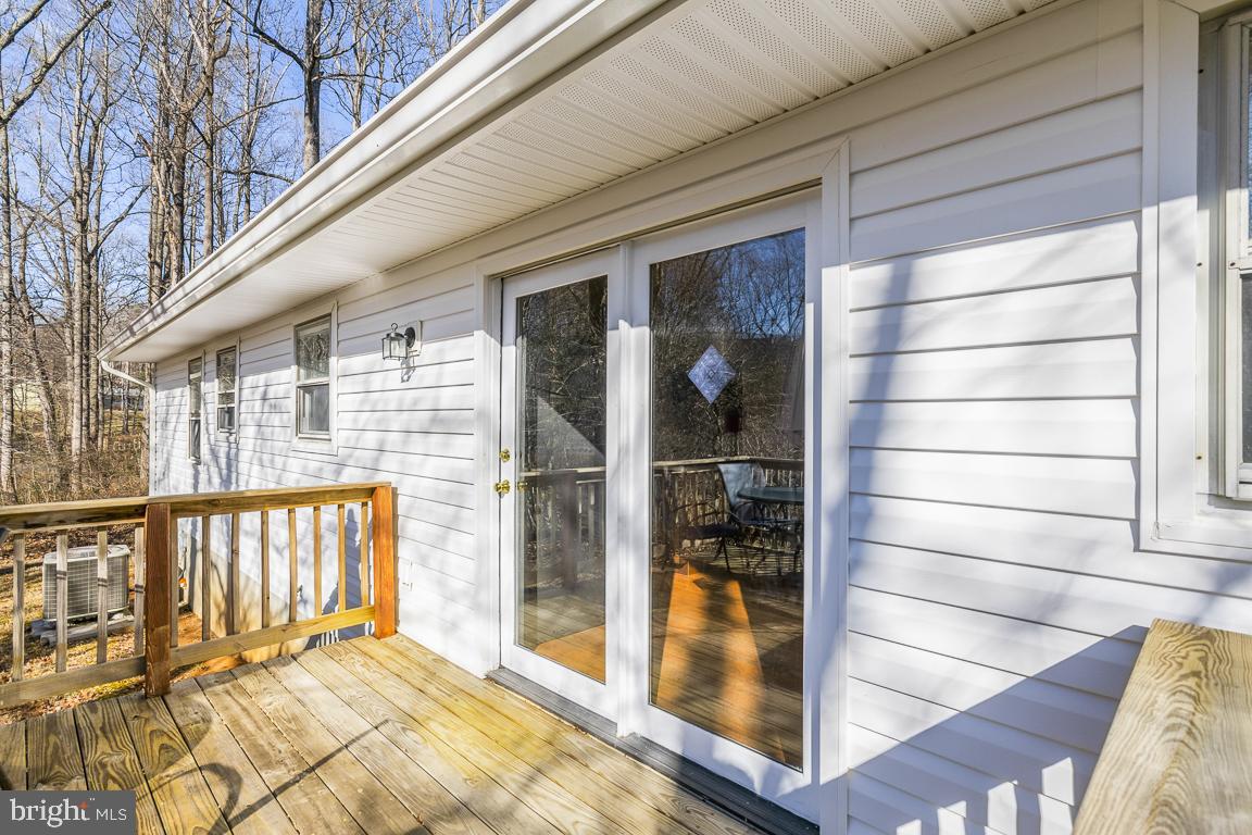 WARRENTON VILLAGE - Residential