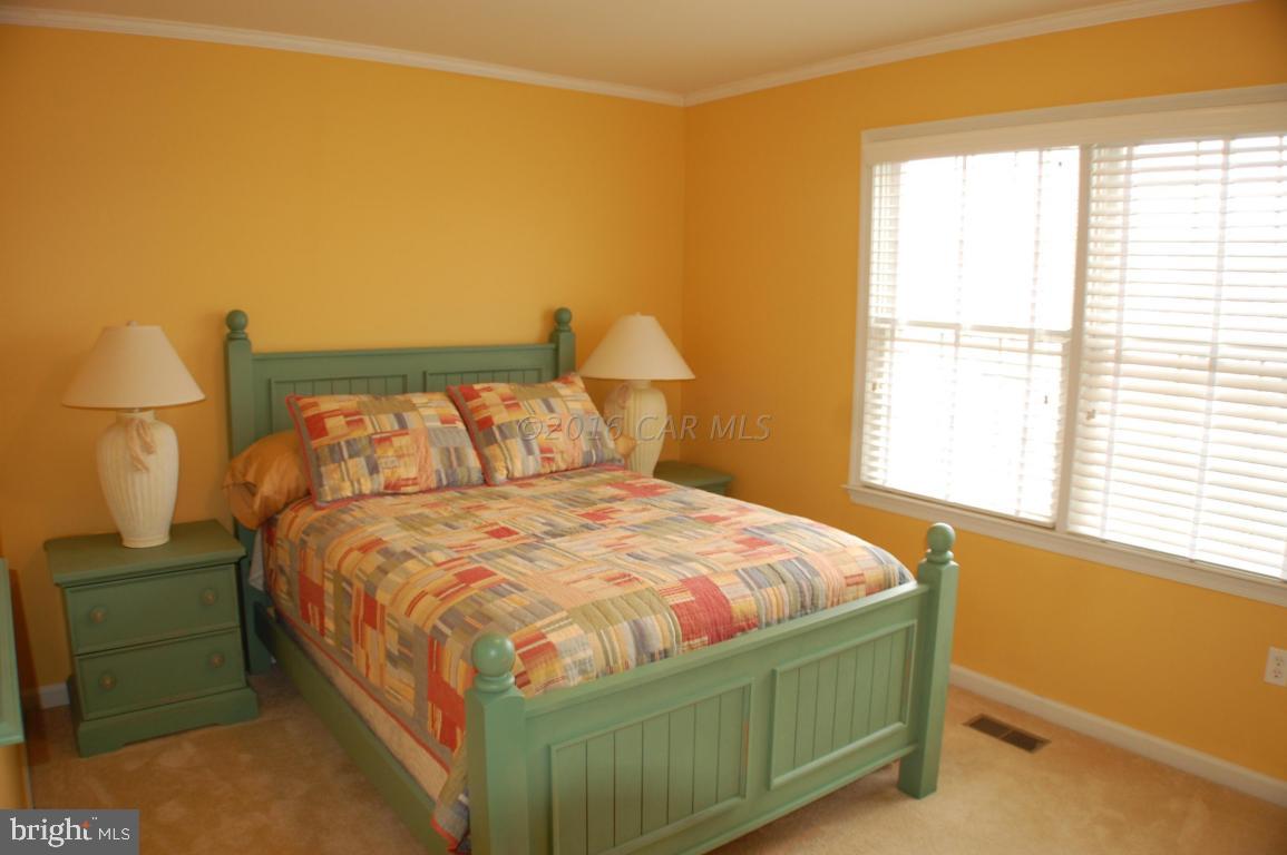 WATERS EDGE - Residential