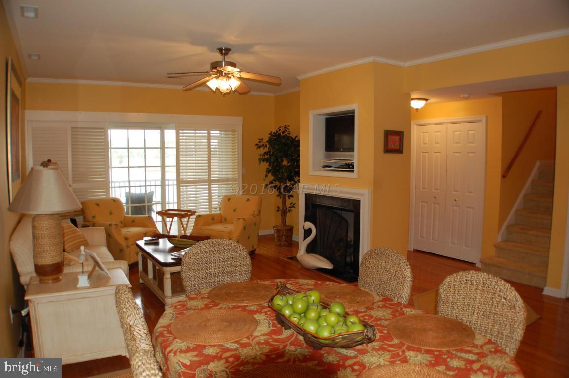 WATERS EDGE - Residential