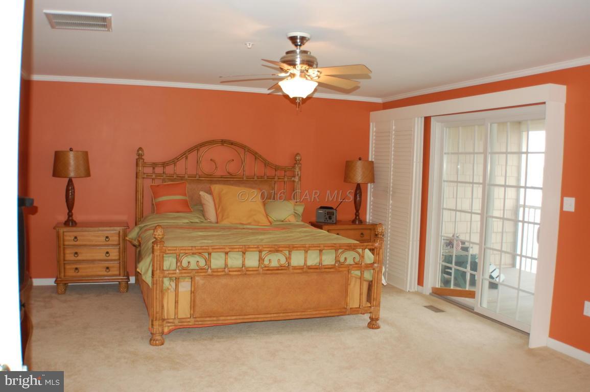 WATERS EDGE - Residential