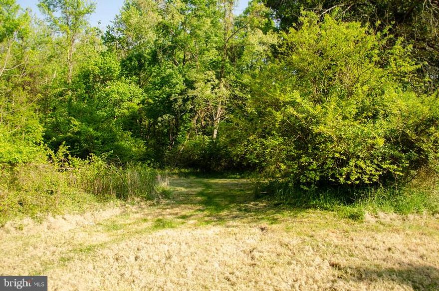 RAW  LAND 1.22 ACRE IN THE TOWN OF INDIAN HEAD.....
BUILD YOUR DREAM HOME
