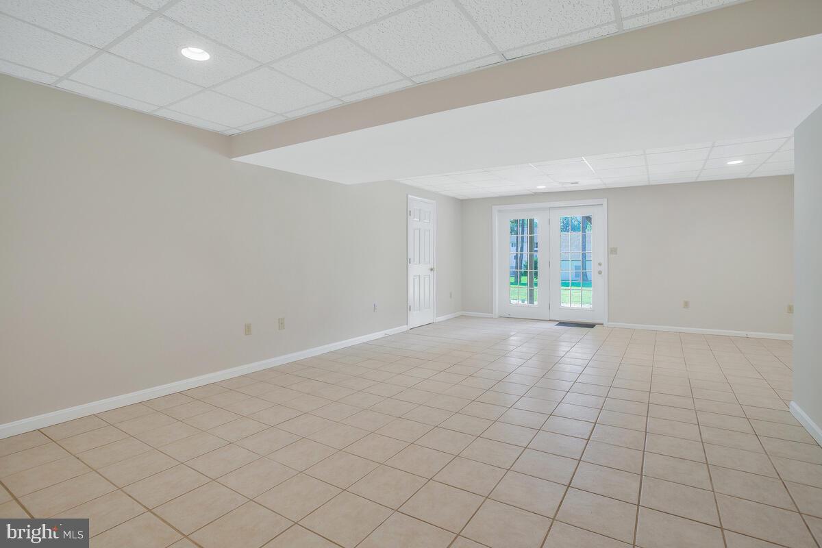 SMITHVILLE - Residential