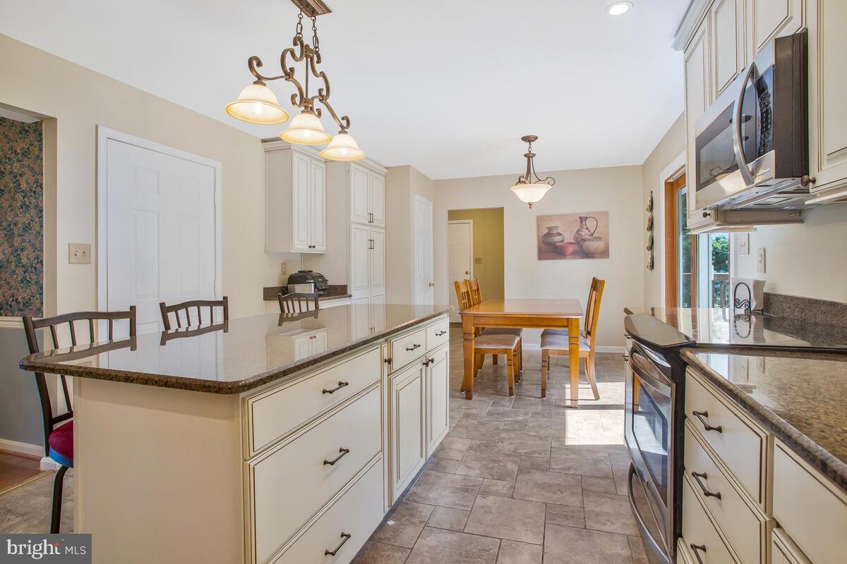 SMITHVILLE - Residential