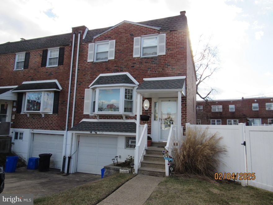 ALL OFFERS DUE BY MON. 3/3 AT 11AM.  Welcome to Parkwood!  Your new  4 bedroom, 1.5 bath home has been lovingly maintained by the same family for over 60 years!  Your end-of-row house has a huge, fenced-in yard, a beautiful bow window, a newer roof, a newer HVAC system and newer windows throughout.  Enjoy your own private entrance (no shared steps) and driveway parking.  Inside you'll discover a large living room, dining room and eat-in-kitchen.  Upstairs are 4 good sized bedrooms, all with closets and ceiling fans, and your updated, tiled bathroom. 
Downstairs is the finished basement that provides access to your fabulous three-season sunroom.   Separate laundry room (newer washer & brand new dryer included)  and inside access to garage.  Call today!