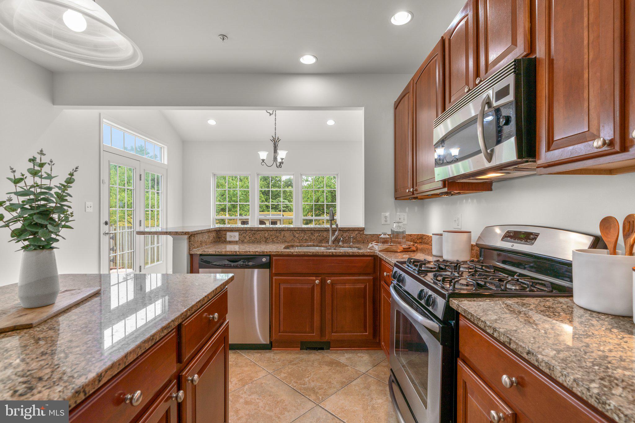 VILLAGES OF DORCHESTER - Residential Lease