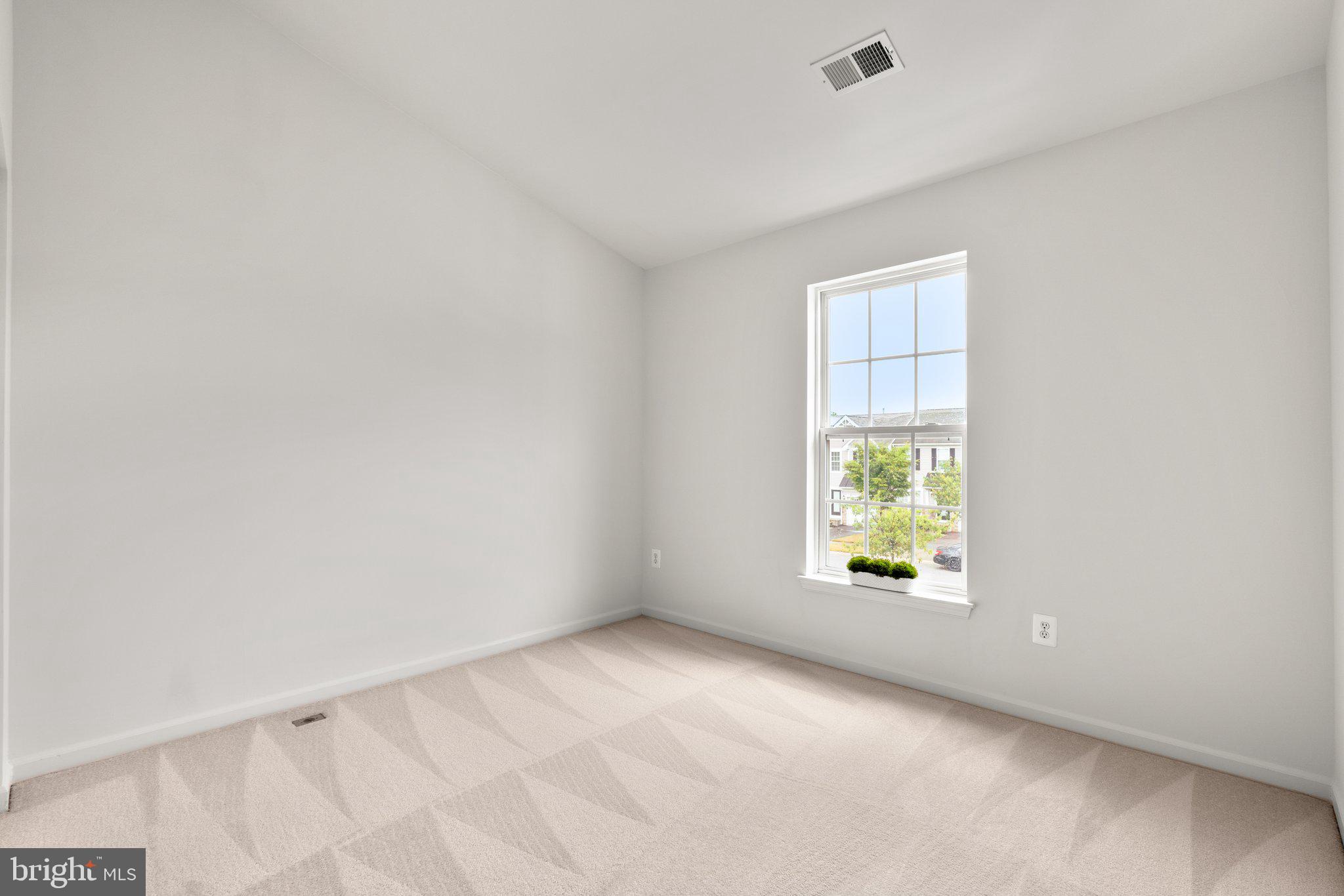 VILLAGES OF DORCHESTER - Residential Lease