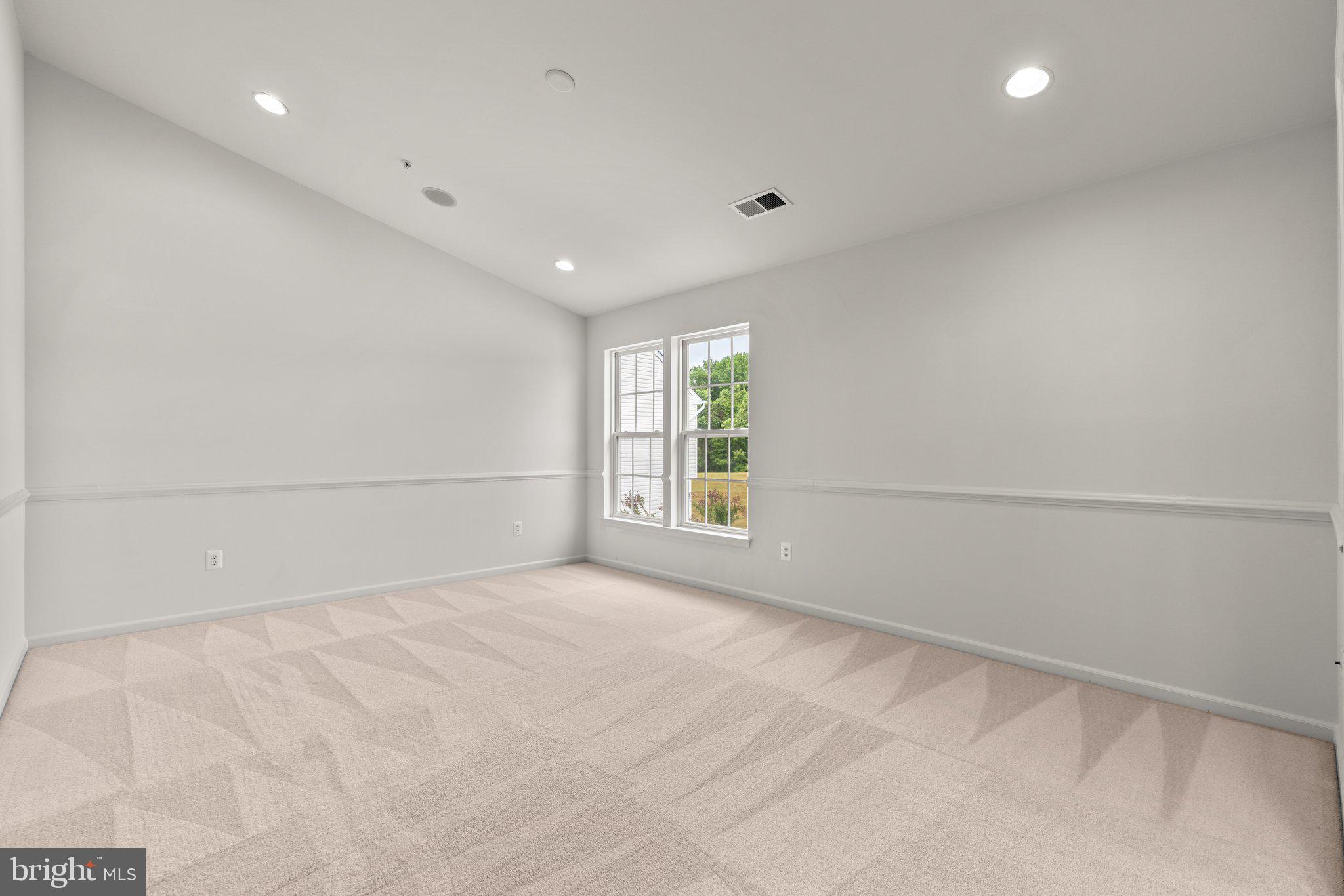 VILLAGES OF DORCHESTER - Residential Lease