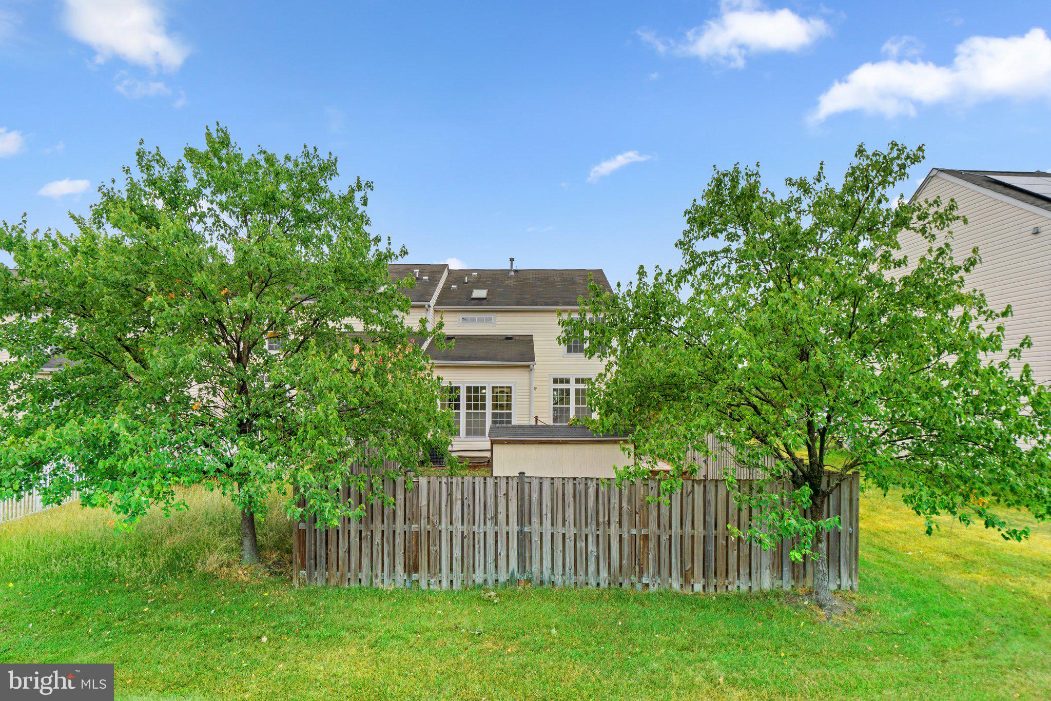 VILLAGES OF DORCHESTER - Residential Lease