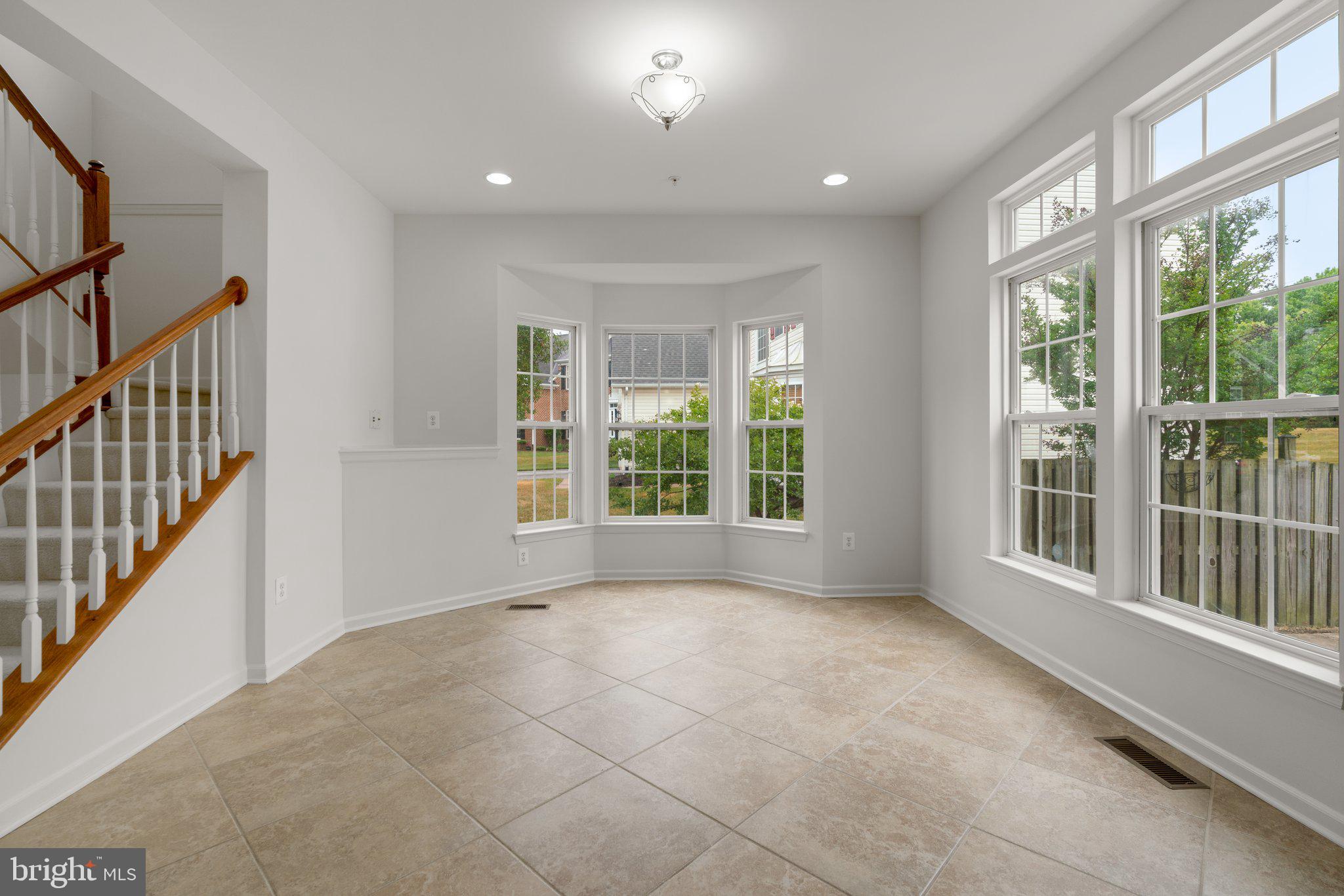 VILLAGES OF DORCHESTER - Residential Lease