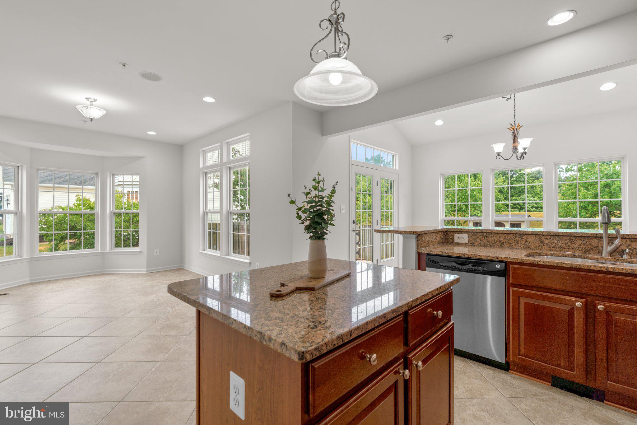 VILLAGES OF DORCHESTER - Residential Lease