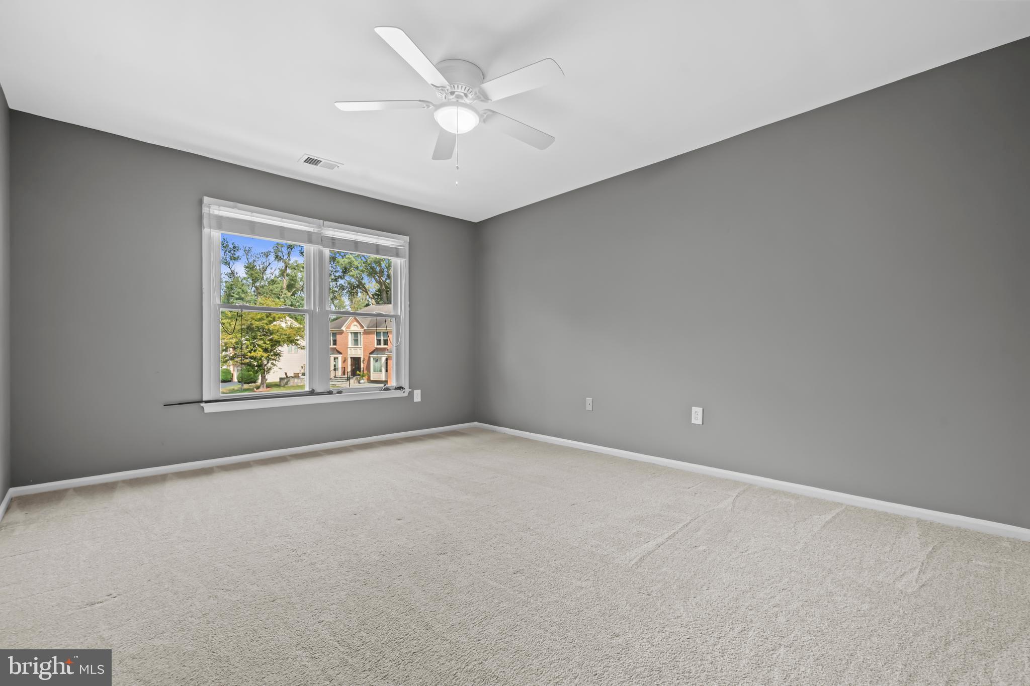 ROBIN GLEN - Residential