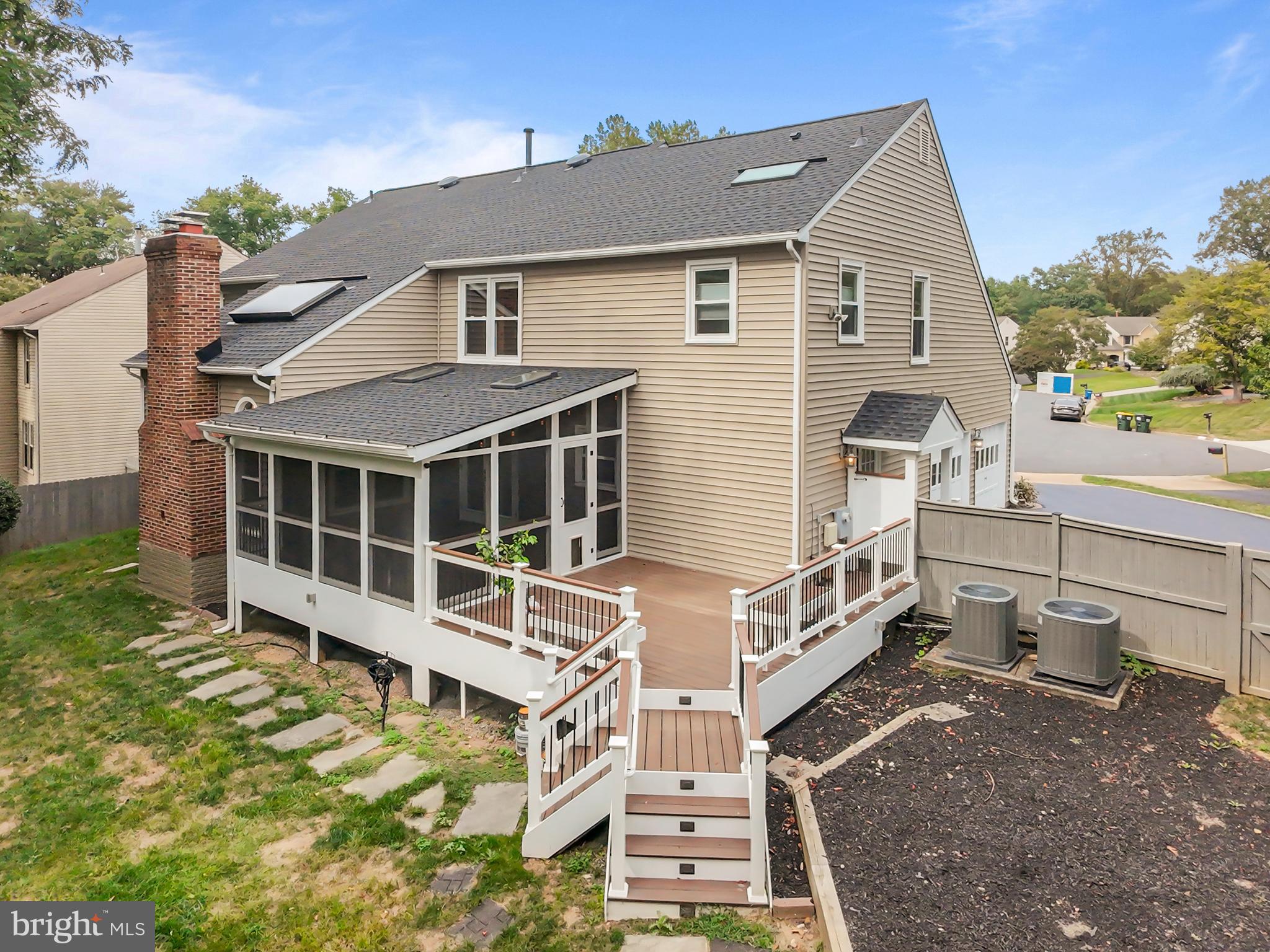 ROBIN GLEN - Residential