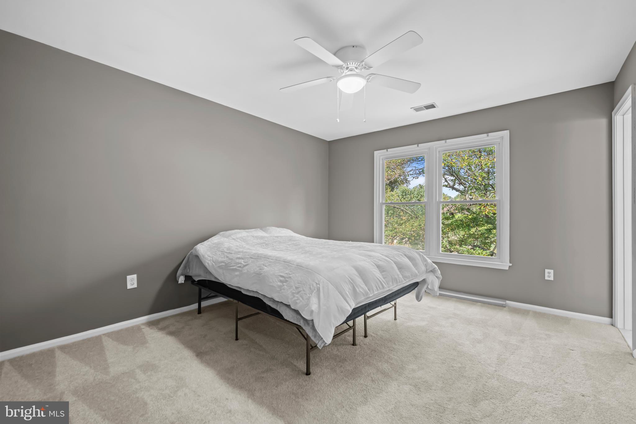 ROBIN GLEN - Residential