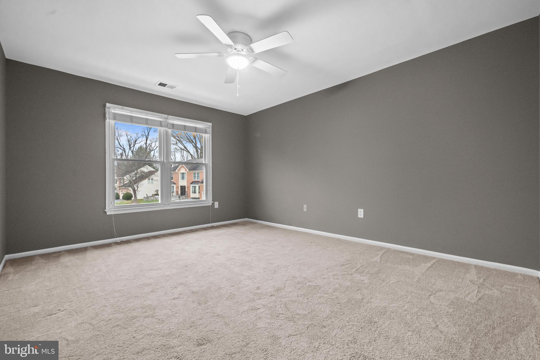 ROBIN GLEN - Residential