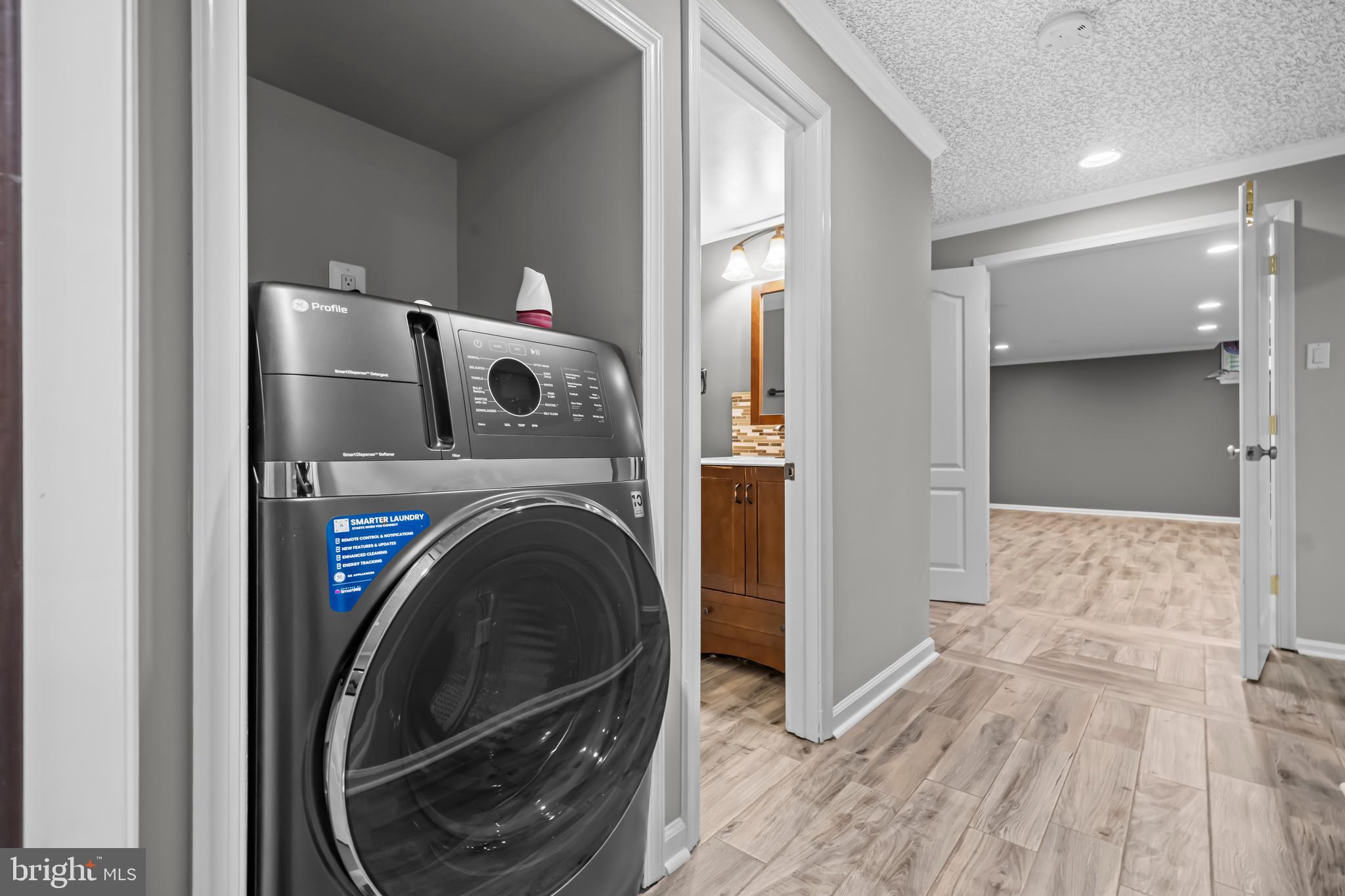 ROBIN GLEN - Residential