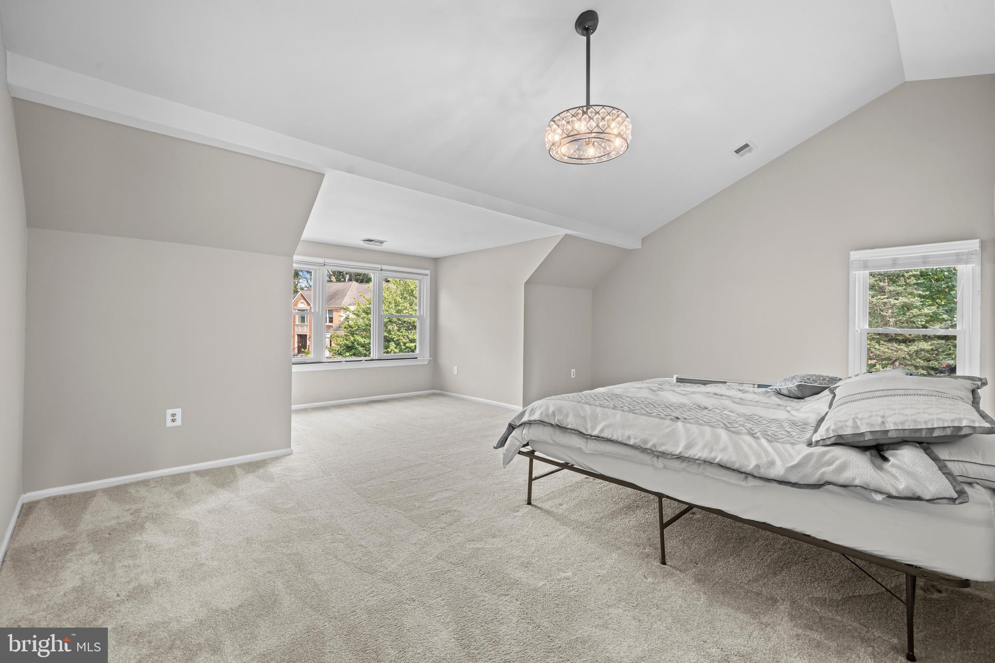 ROBIN GLEN - Residential