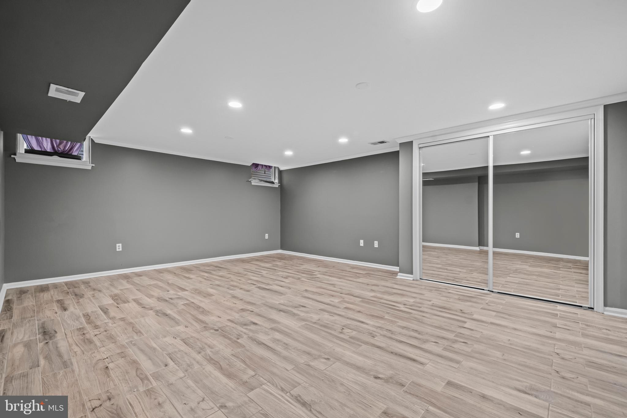 ROBIN GLEN - Residential