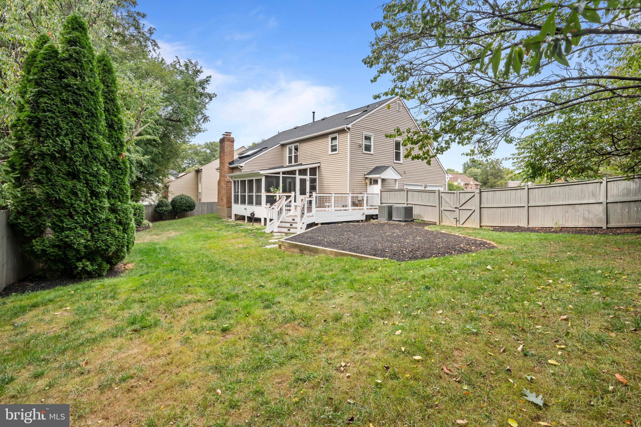 ROBIN GLEN - Residential