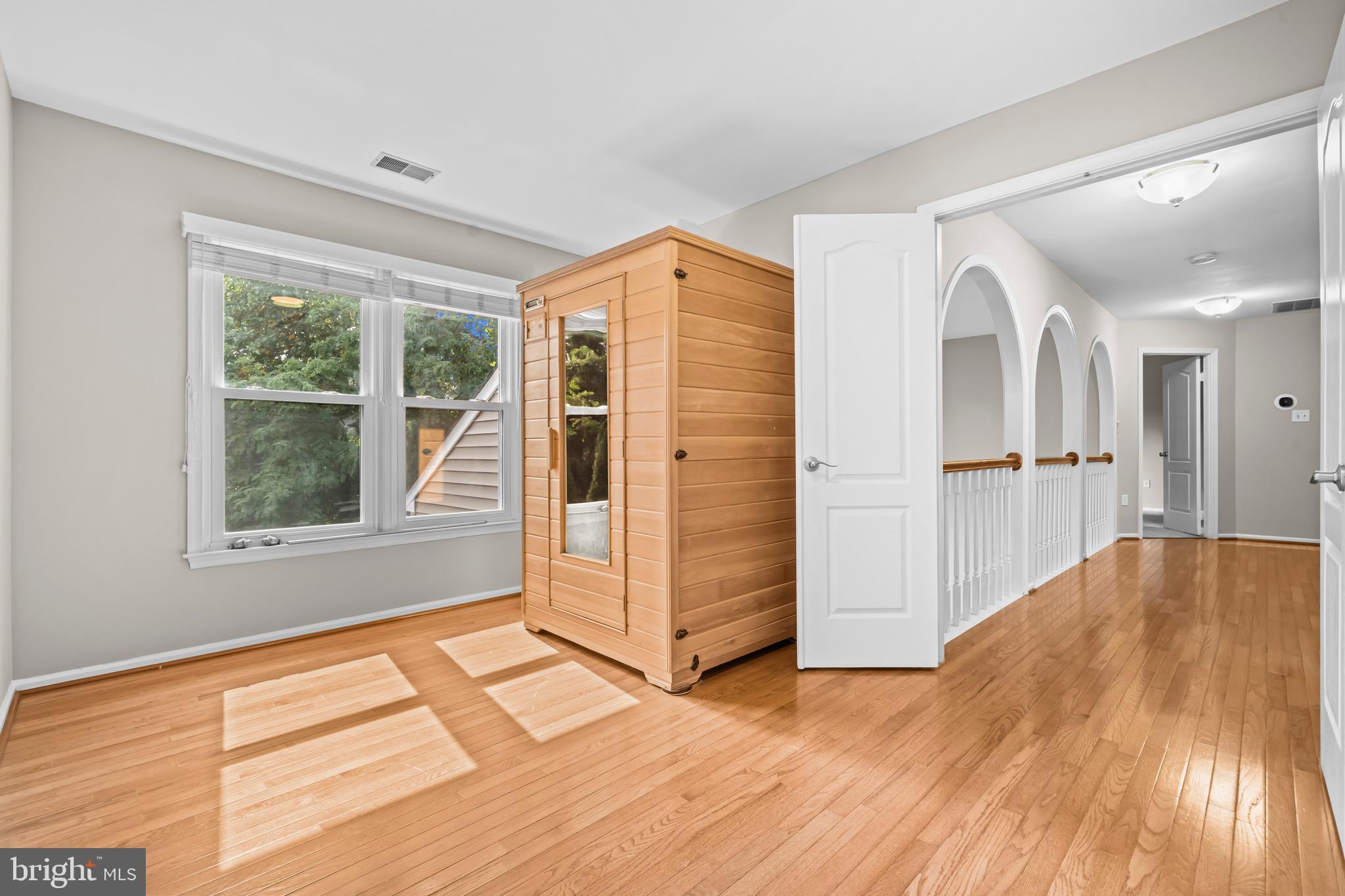 ROBIN GLEN - Residential