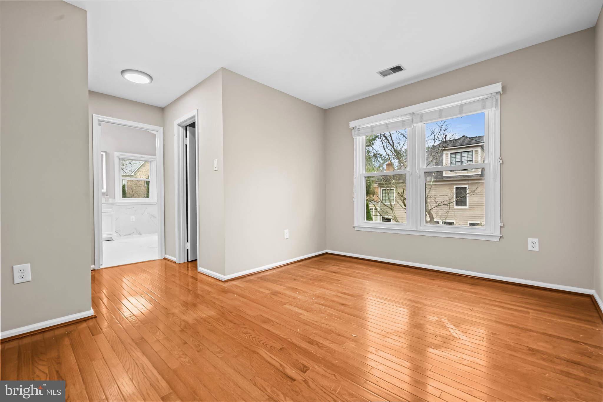 ROBIN GLEN - Residential