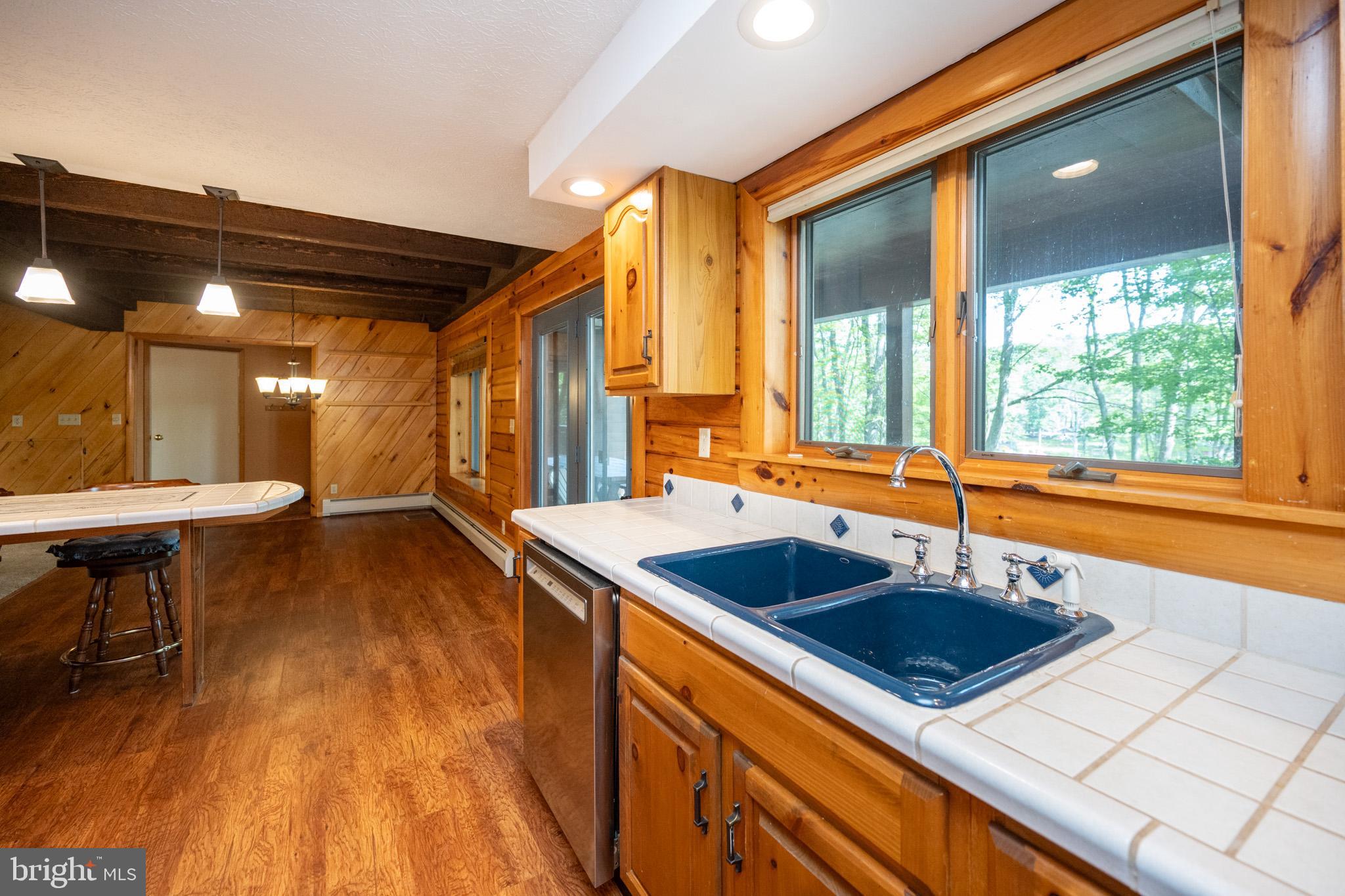 PENN COVE PROPERTIES - Residential