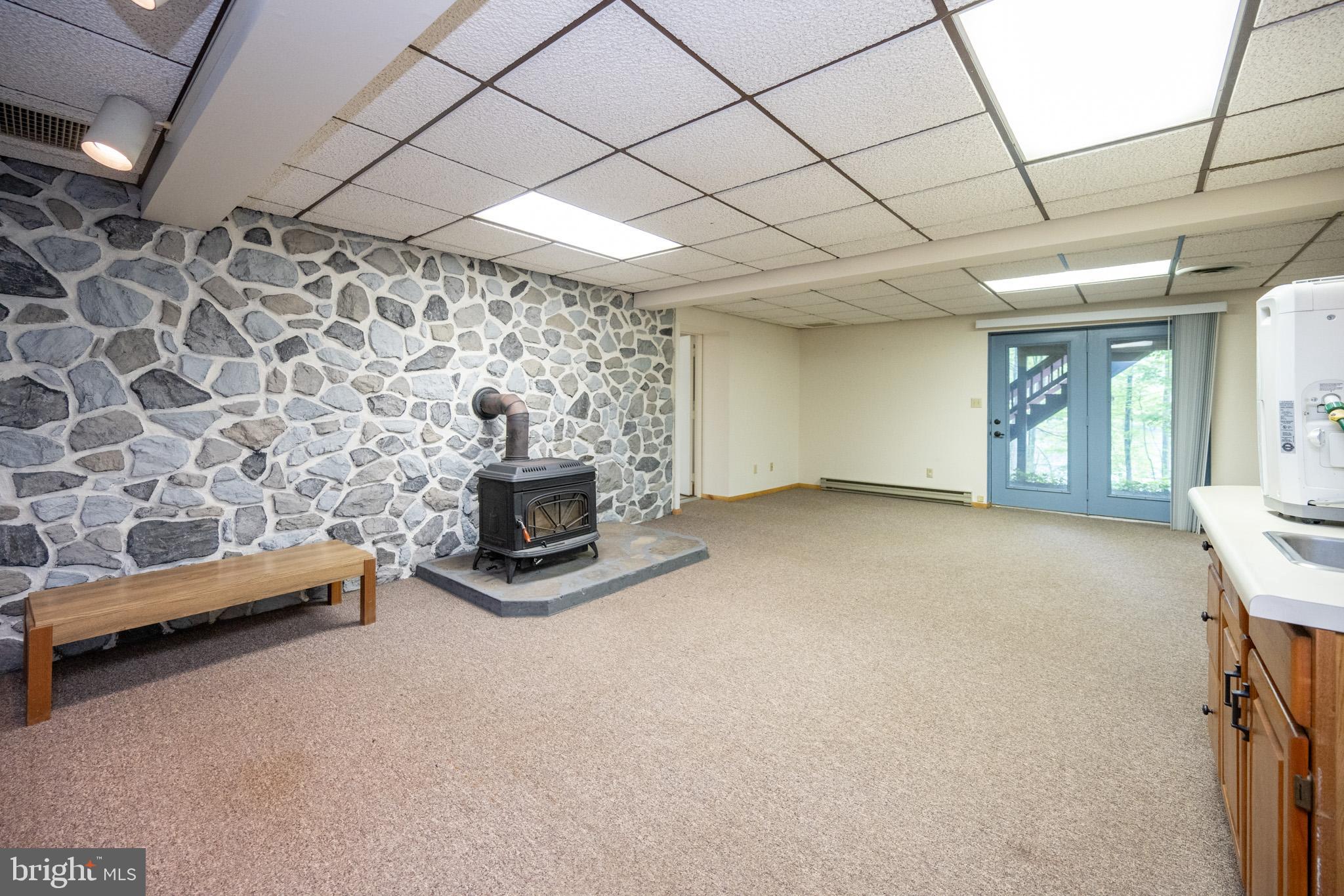 PENN COVE PROPERTIES - Residential