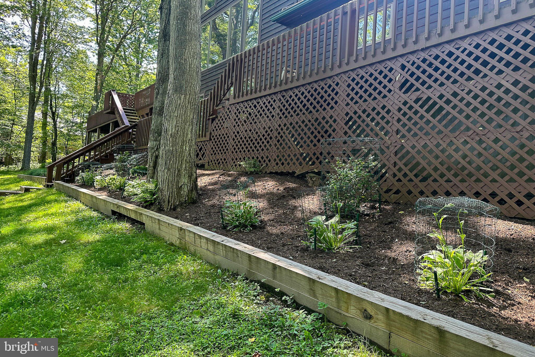 PENN COVE PROPERTIES - Residential