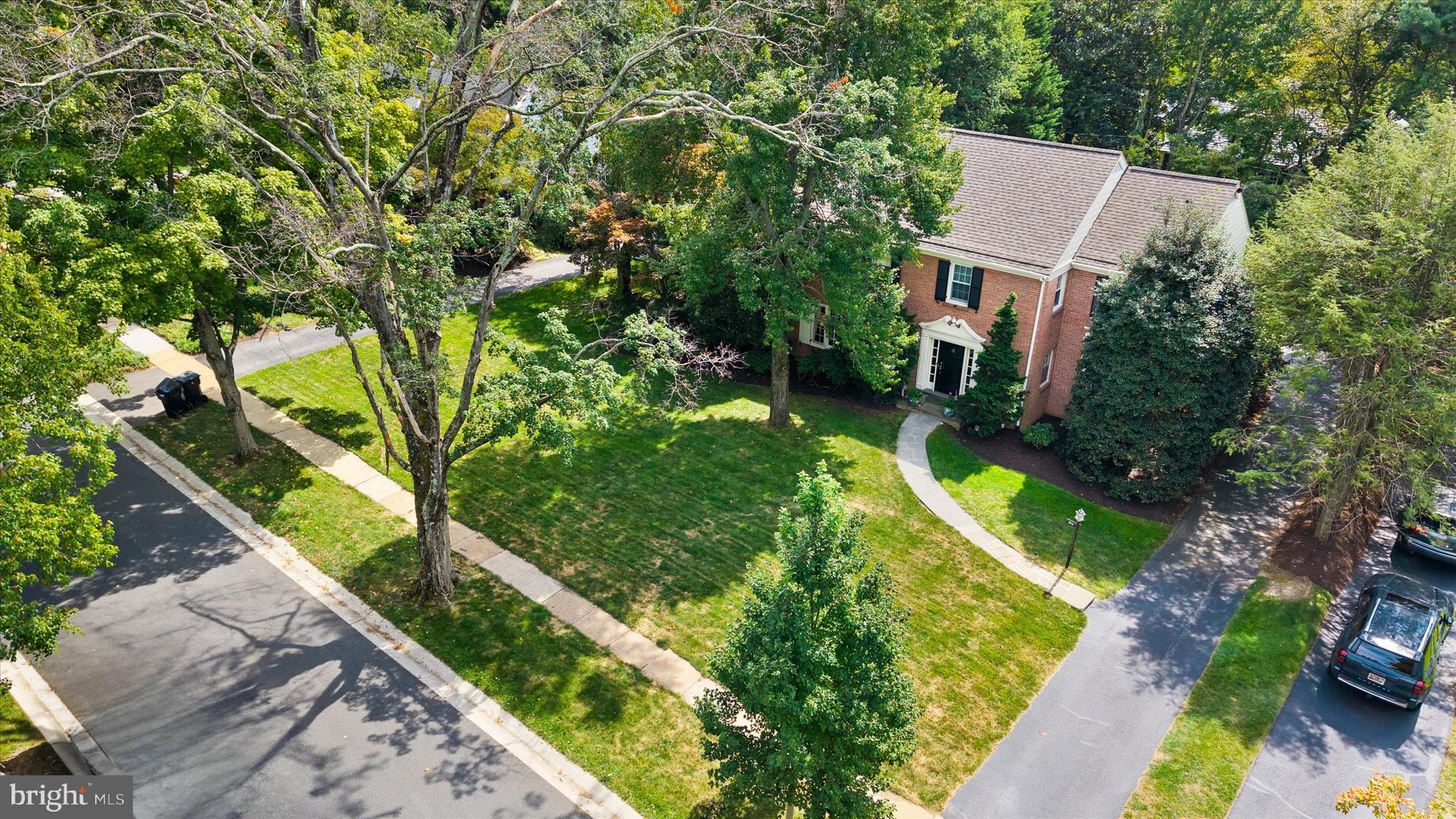 904 STUART ROAD