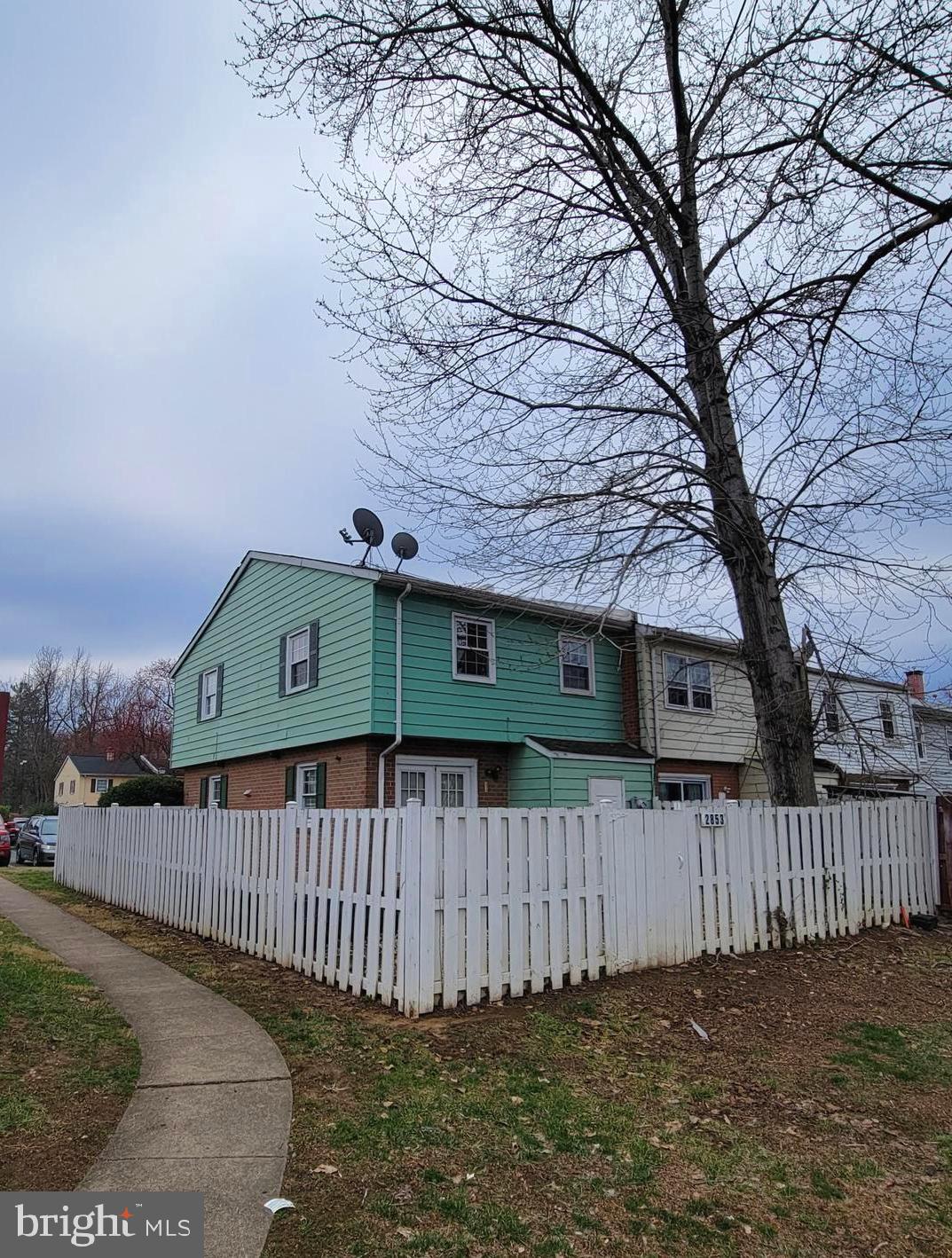 WILLIAMSTOWN - Residential