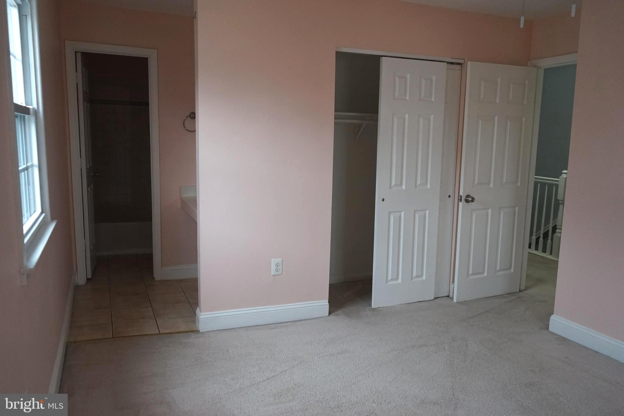 WILLIAMSTOWN - Residential