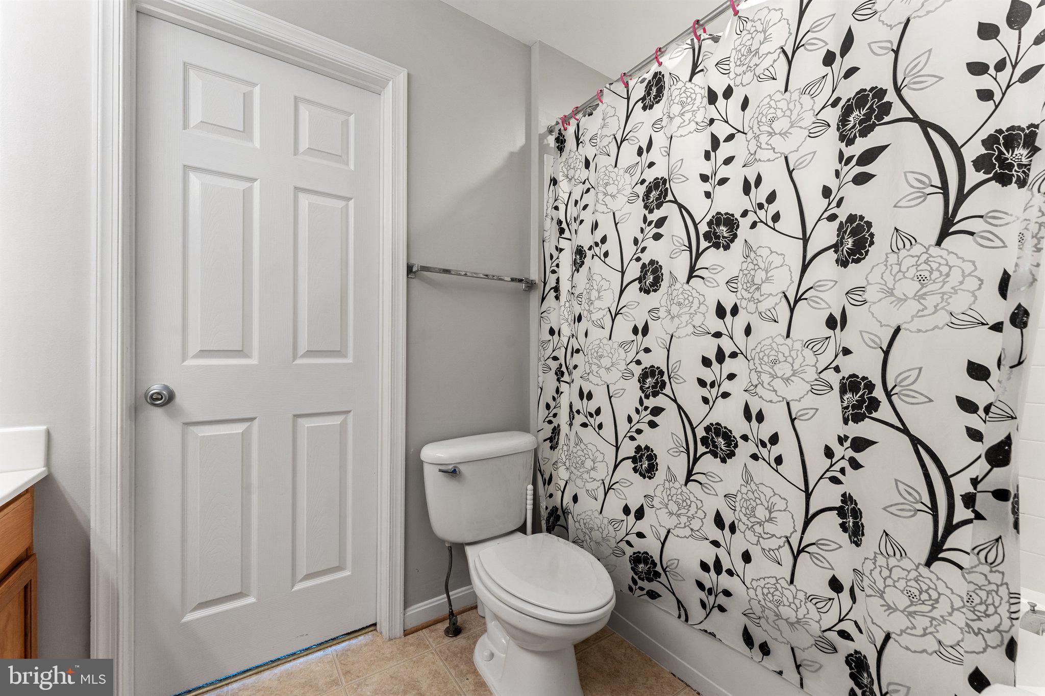 MADISON GROVE - Residential