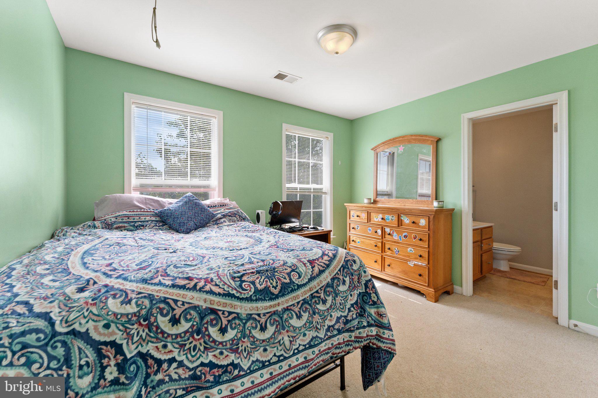 MADISON GROVE - Residential