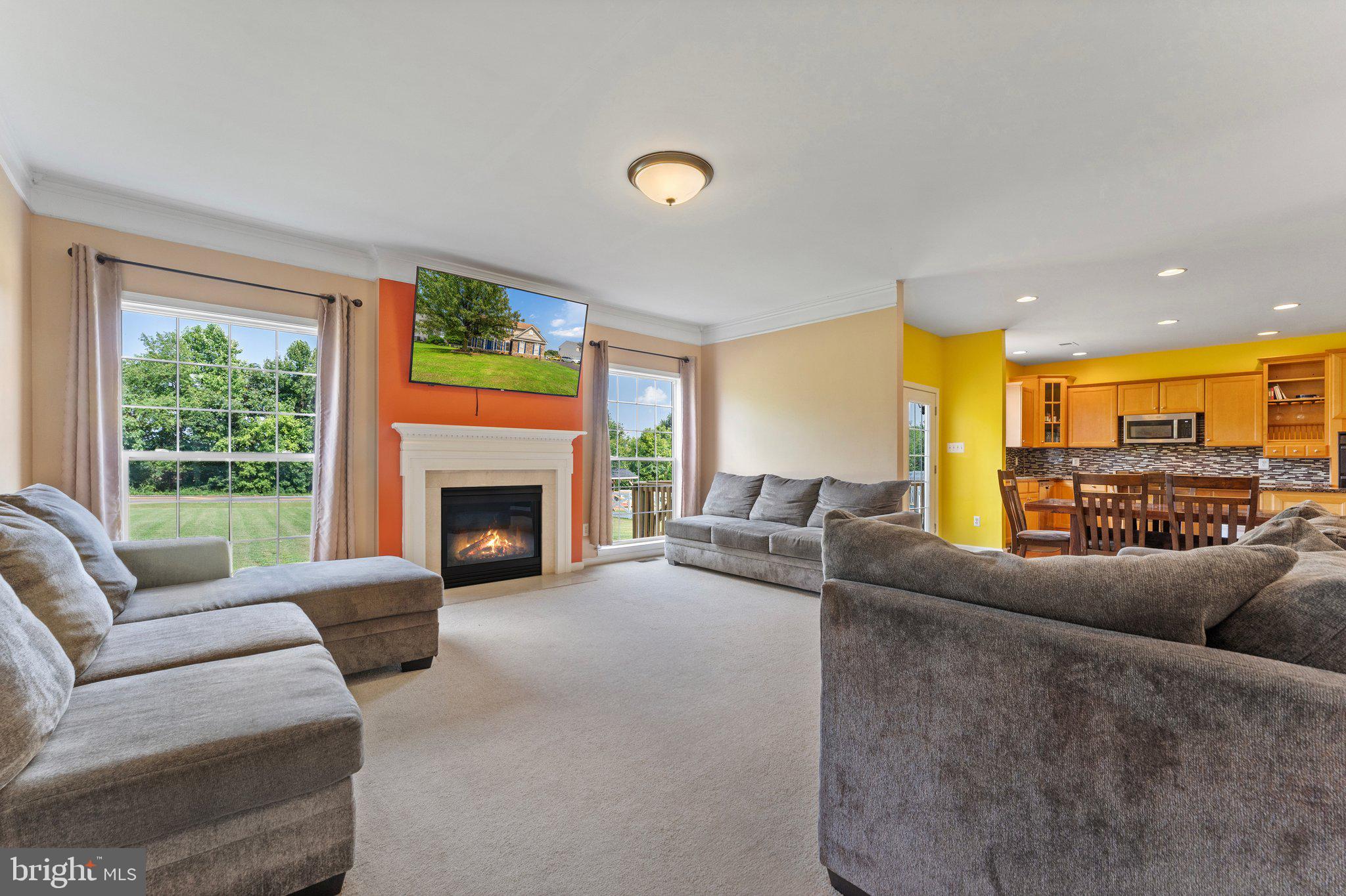 MADISON GROVE - Residential